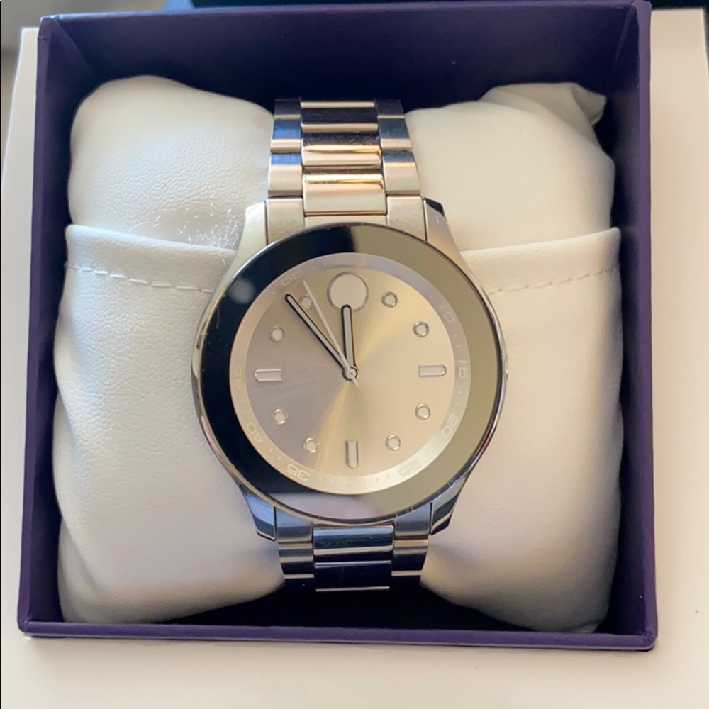 Watch - Picture 2 of 7